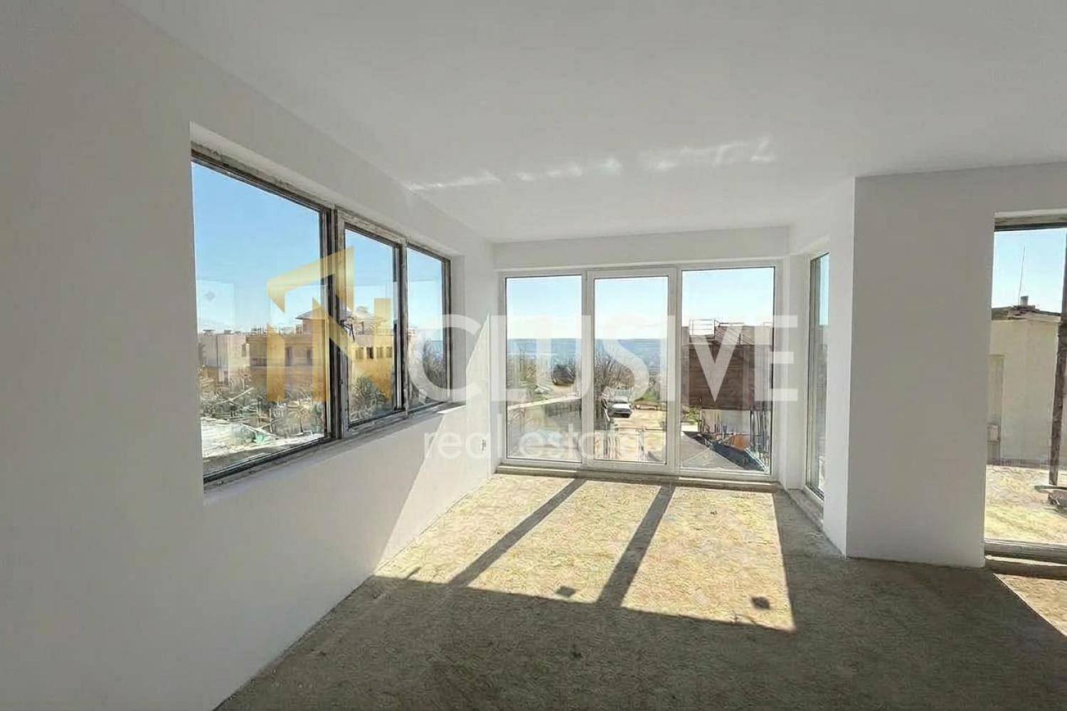 Продава КЪЩА, гр. Варна, м-т Сотира, снимка 3 - Къщи - 54341293