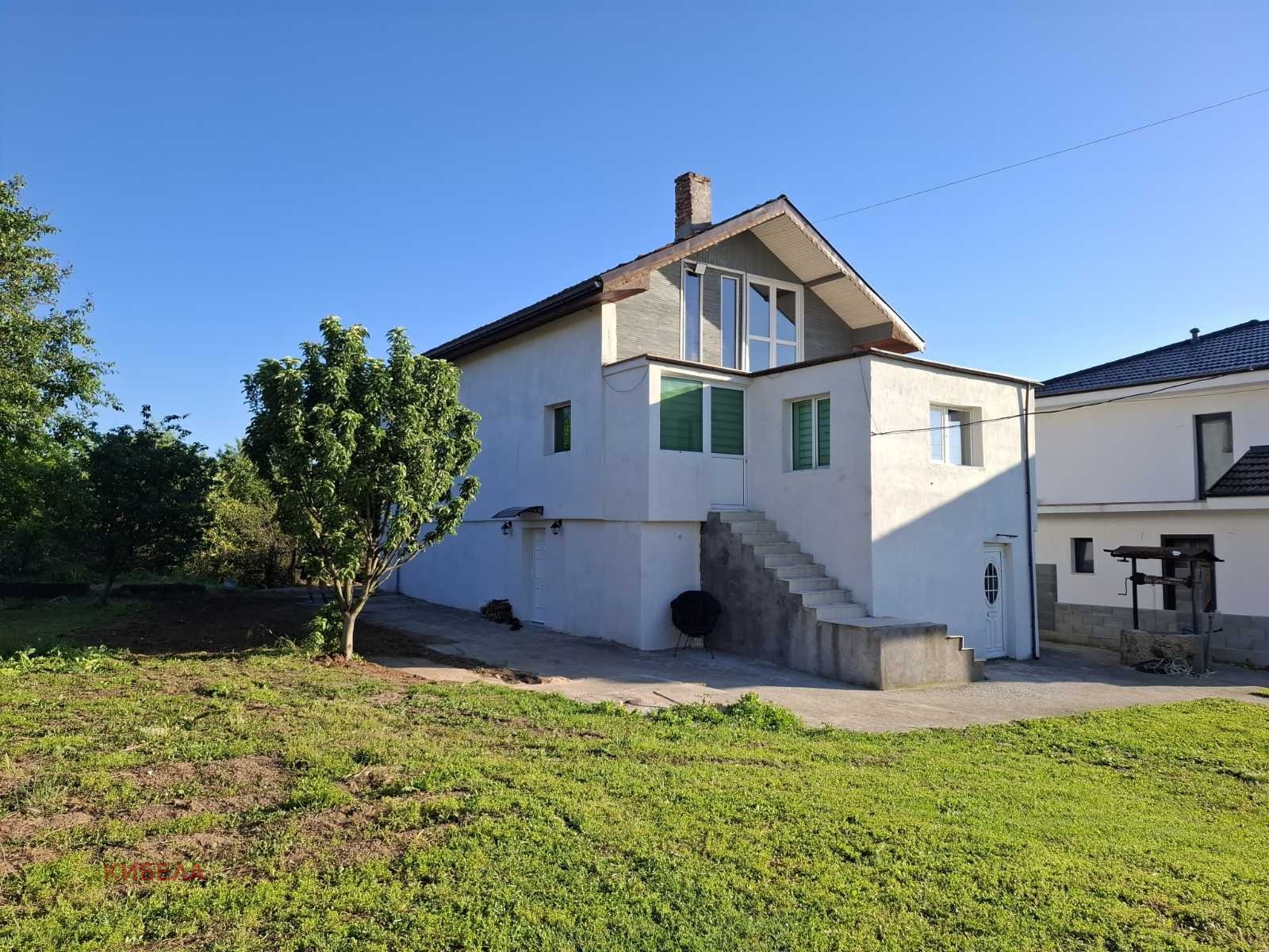 Продава  Къща област Плевен , с. Гривица , 180 кв.м | 46923315