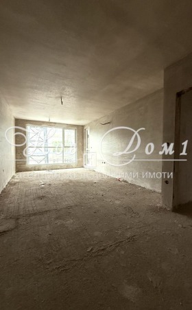Продава 1-стаен град Пловдив Южен - [1] 