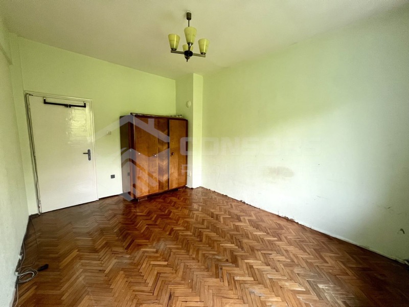 De vânzare  1 dormitor Sofia , Hipodruma , 70 mp | 15988983 - imagine [4]