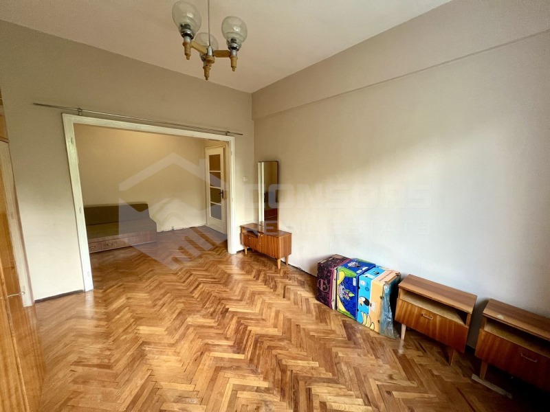 De vânzare  1 dormitor Sofia , Hipodruma , 70 mp | 15988983 - imagine [3]