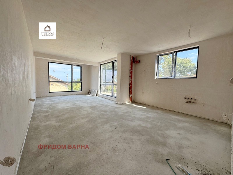 In vendita  1 camera da letto Varna , Galata , 99 mq | 77820860