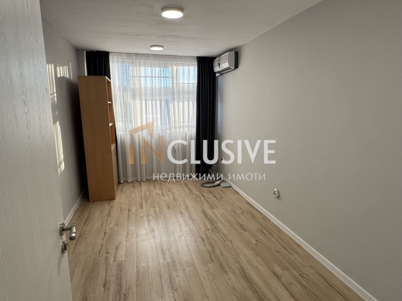 In vendita  2 camere da letto Varna , Tsentar , 69 mq | 18663385