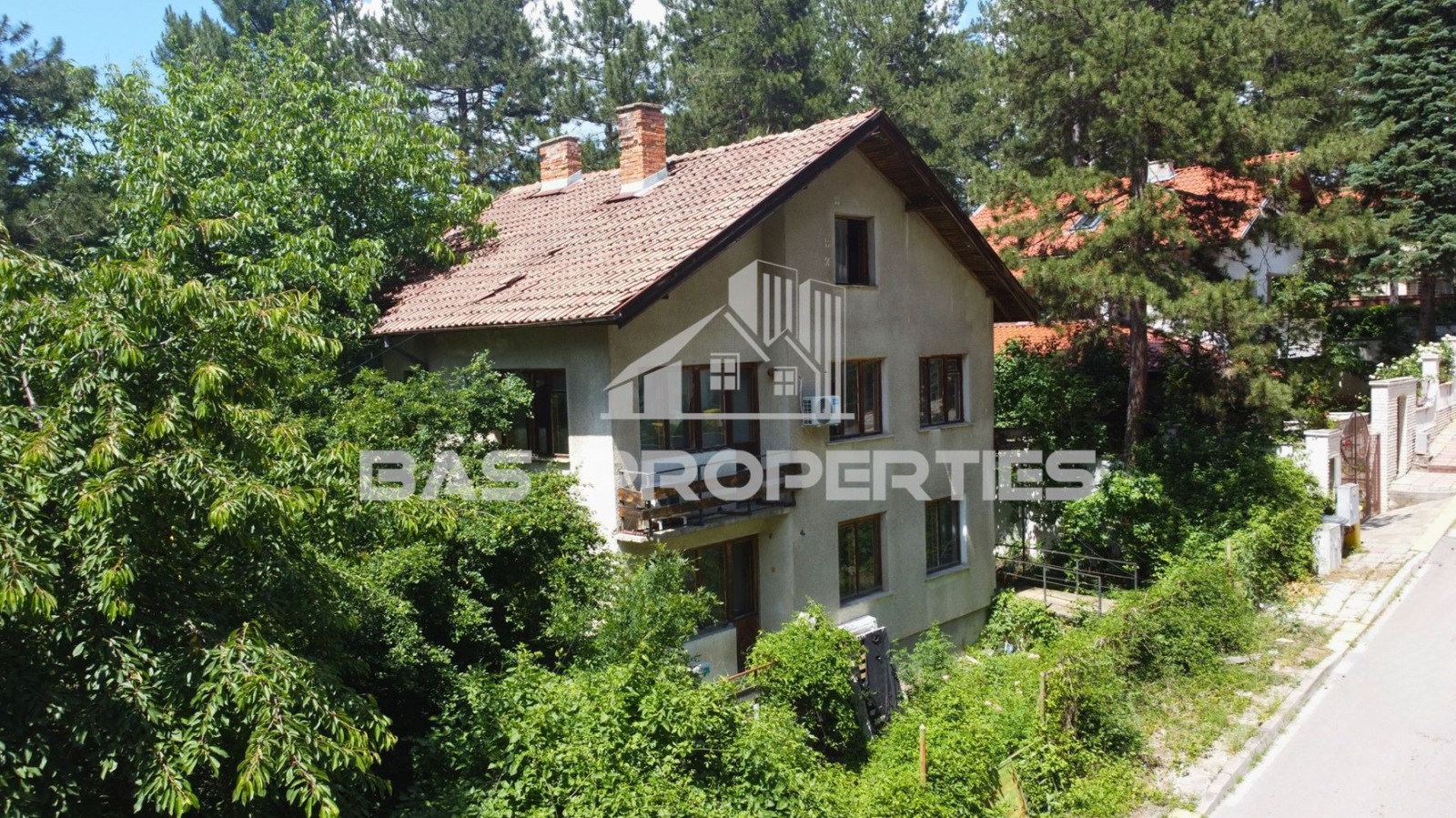 Продава КЪЩА, гр. София, гр. Банкя