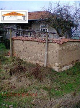Продажба на имоти в с. Красимир, област Варна - изображение 2 