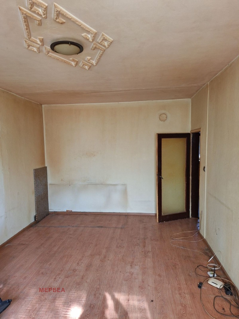 À venda  1 quarto Pernik , Iztok , 60 m² | 66839595 - imagem [2]