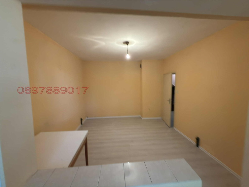 Продава 2-СТАЕН, гр. Радомир, област Перник, снимка 4 - Апартаменти - 52754639