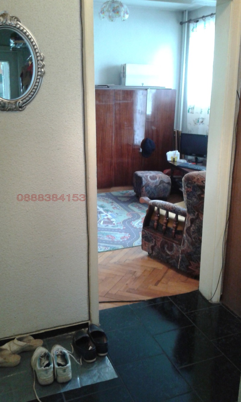 Продава 3-СТАЕН, гр. Разград, Център, снимка 3 - Апартаменти - 52782464