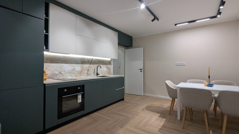 Продава 4-СТАЕН, гр. София, Център, снимка 4 - Апартаменти - 53486421