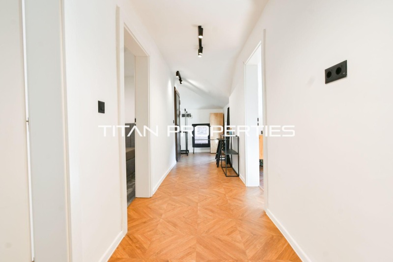 Продава МНОГОСТАЕН, гр. София, Център, снимка 9 - Апартаменти - 52872699