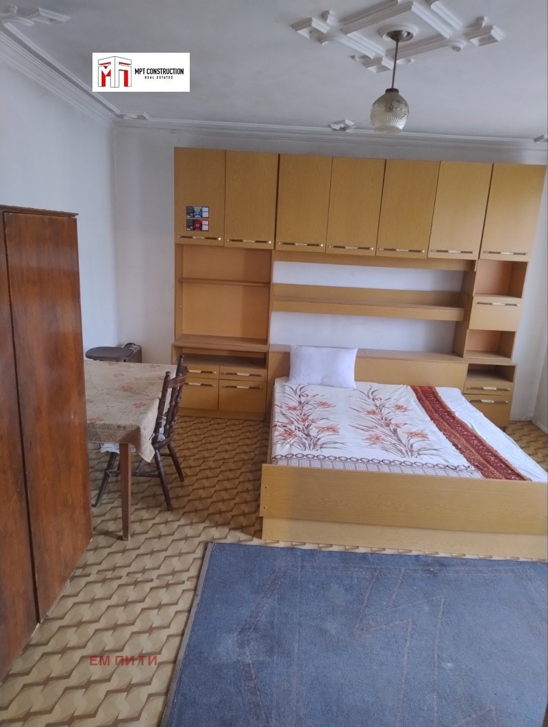 Продава ЕТАЖ ОТ КЪЩА, гр. Пловдив, Захарна фабрика, снимка 11 - Етаж от къща - 53534689