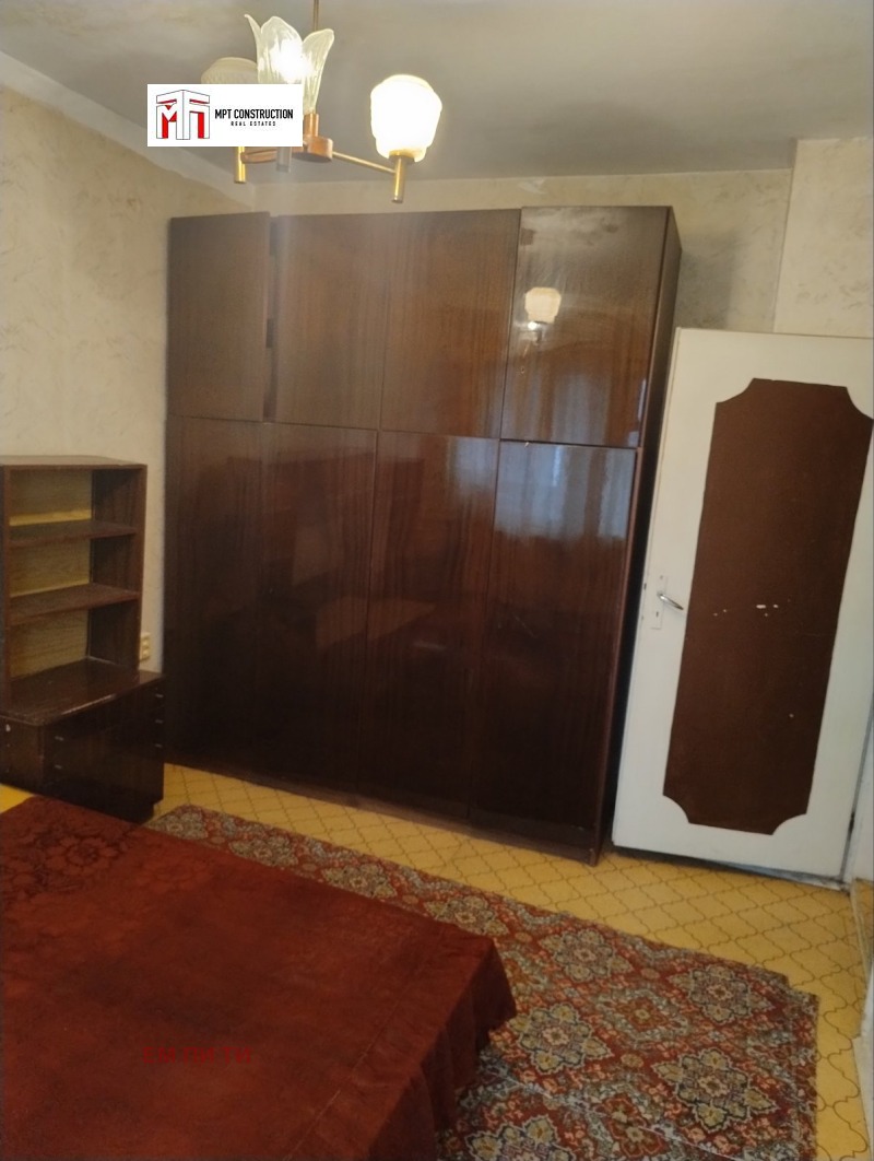 Продава ЕТАЖ ОТ КЪЩА, гр. Пловдив, Захарна фабрика, снимка 4 - Етаж от къща - 53534689