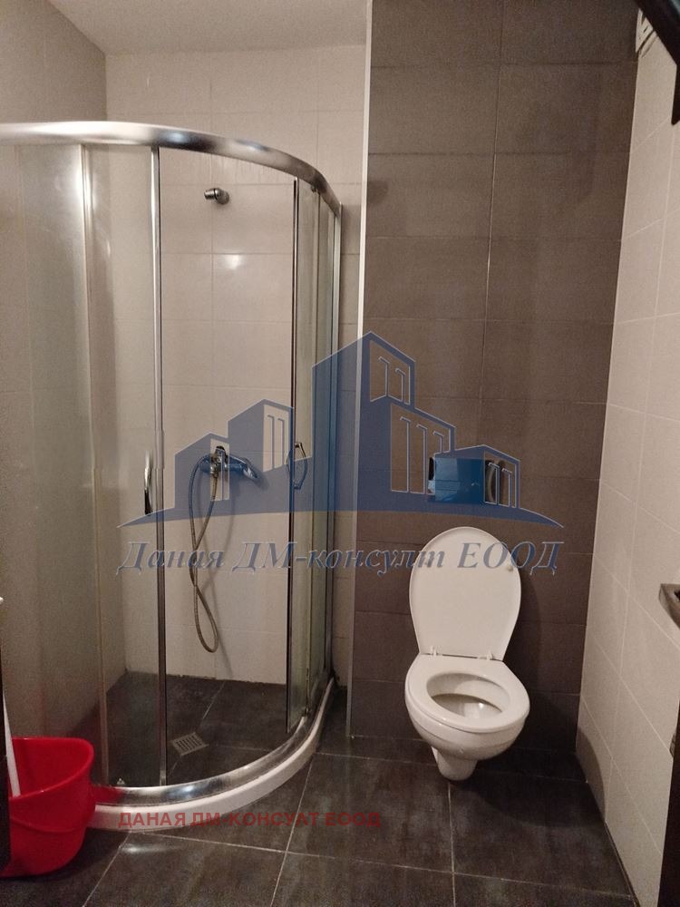 Продава ЕТАЖ ОТ КЪЩА, гр. Шумен, Център, снимка 5 - Етаж от къща - 54623923