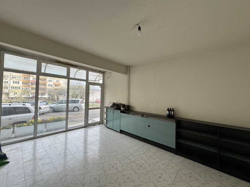 Продава МАГАЗИН, град София, Люлин 8 • 119500 € • 74200037 — Holmes.bg