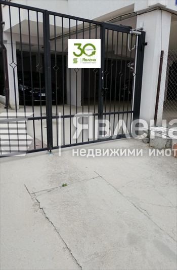 Продава ГАРАЖ, ПАРКОМЯСТО, гр. Варна, Владислав Варненчик 1