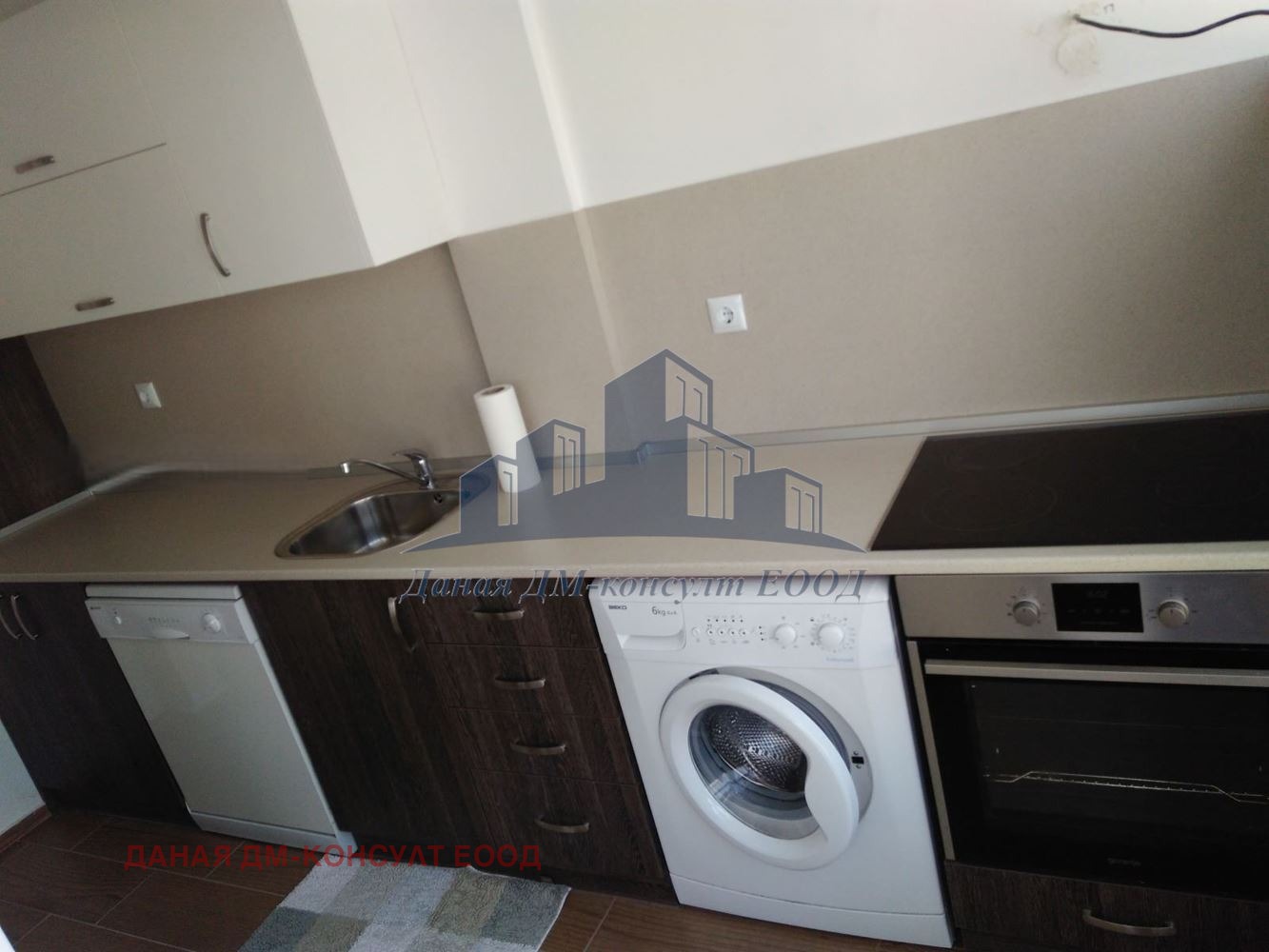 Продава ЕТАЖ ОТ КЪЩА, гр. Шумен, Център, снимка 2 - Етаж от къща - 54623923
