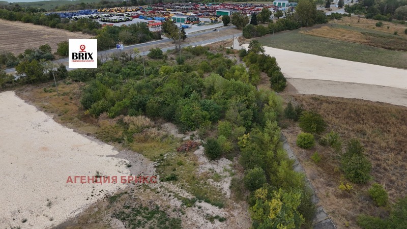 Продава ПАРЦЕЛ в област Русе, главен път Е85 - 7001 кв.м / 216 000 € » 422 459.28 лв., АГЕНЦИЯ БРИКС