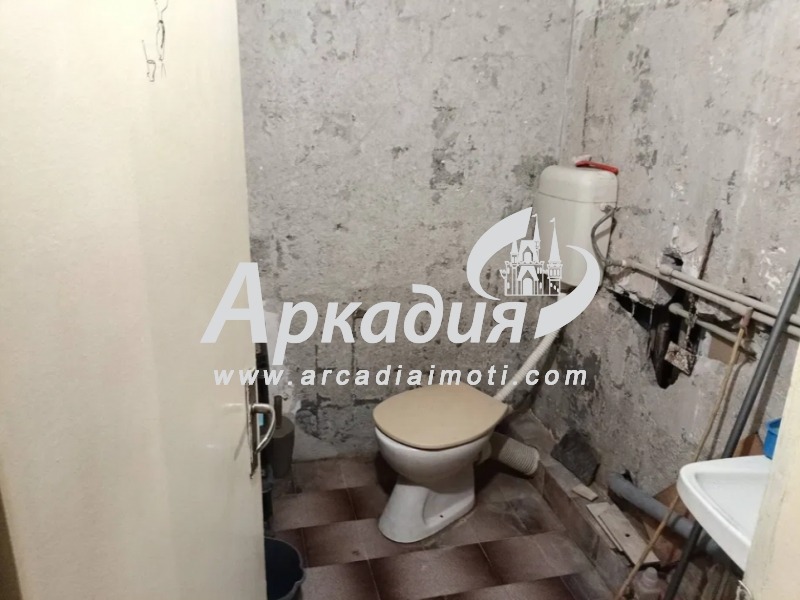 For Sale  2 bedroom Plovdiv , Vastanicheski , 69 sq.m | 71933623 - image [6]