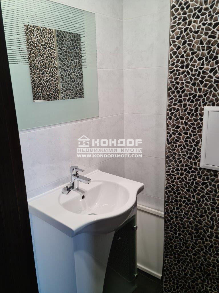 Продава 2-СТАЕН, гр. Пловдив, Кючук Париж, снимка 5 - Апартаменти - 54630332