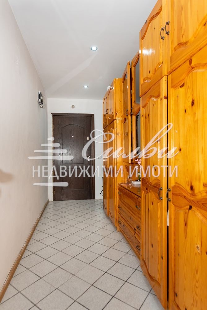Продава 3-СТАЕН, гр. Шумен, Военно училище, снимка 11 - Апартаменти - 55897573