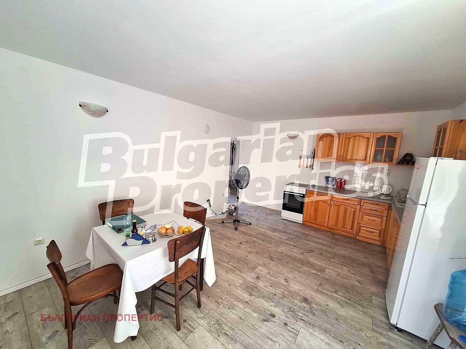 Продава КЪЩА, с. Вратца, област Кюстендил, снимка 13 - Къщи - 50811340