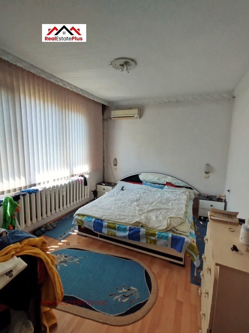 Продава 4-СТАЕН в град Плевен, Идеален център - 161 кв.м / 145 000 € » 283 595.35 лв., РЕАЛ ЕСТЕЙТ ПЛЮС