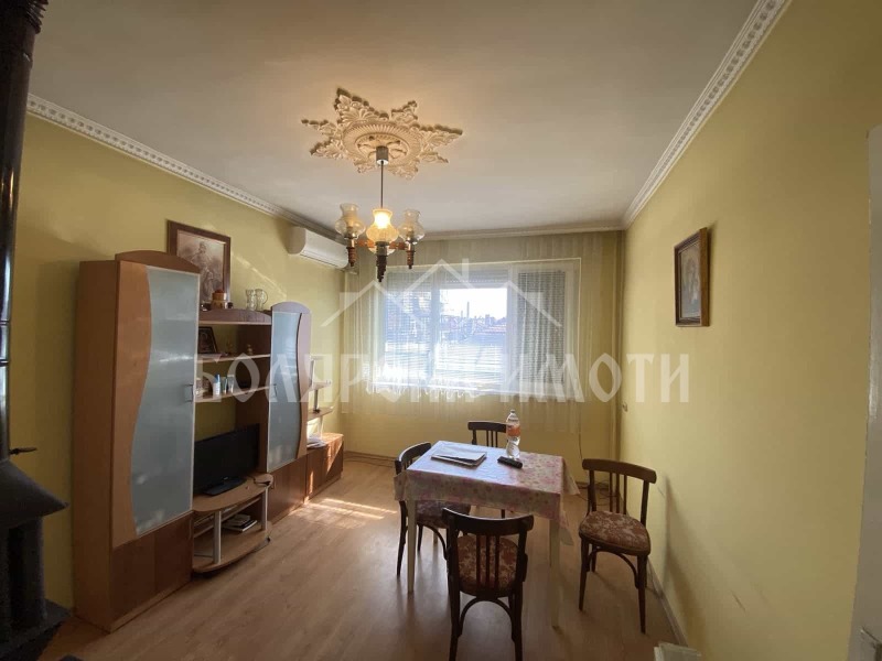 Продава  Етаж от къща област Велико Търново , гр. Павликени , 140 кв.м | 30351953 - изображение [3]