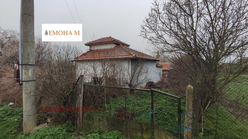 Продава КЪЩА, с. Крумово, област Варна, снимка 9 - Къщи - 40732809
