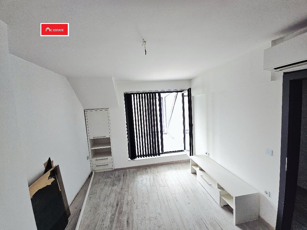 Продава 1-СТАЕН, гр. София, Център, снимка 2 - Апартаменти - 53948740