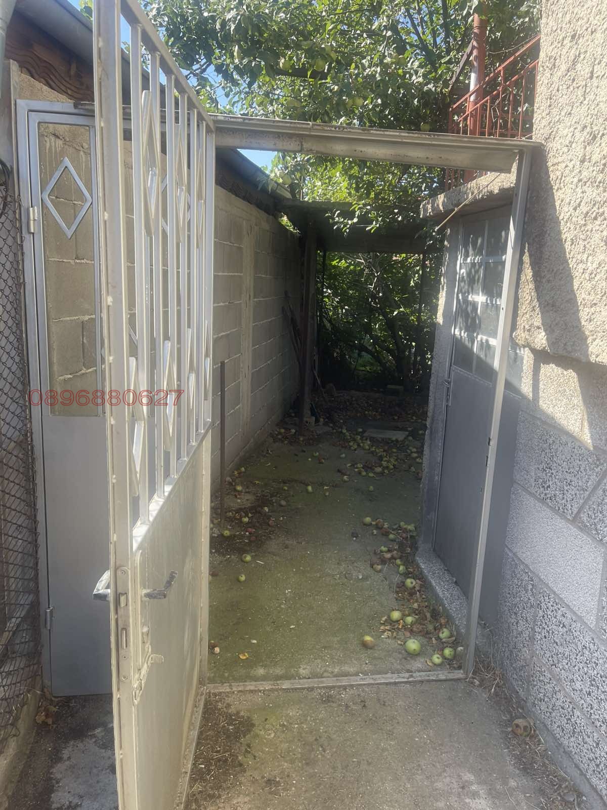 Продава КЪЩА, гр. Казанлък, област Стара Загора, снимка 15 - Къщи - 54234128