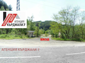 ПРОМ. ПОМЕЩЕНИЕ, 15 000 m2