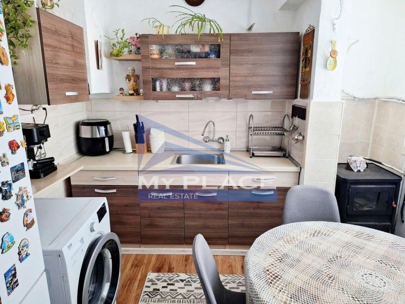 Продава 3-СТАЕН, гр. Шумен, Боян Българанов 1, снимка 5 - Апартаменти - 52550908