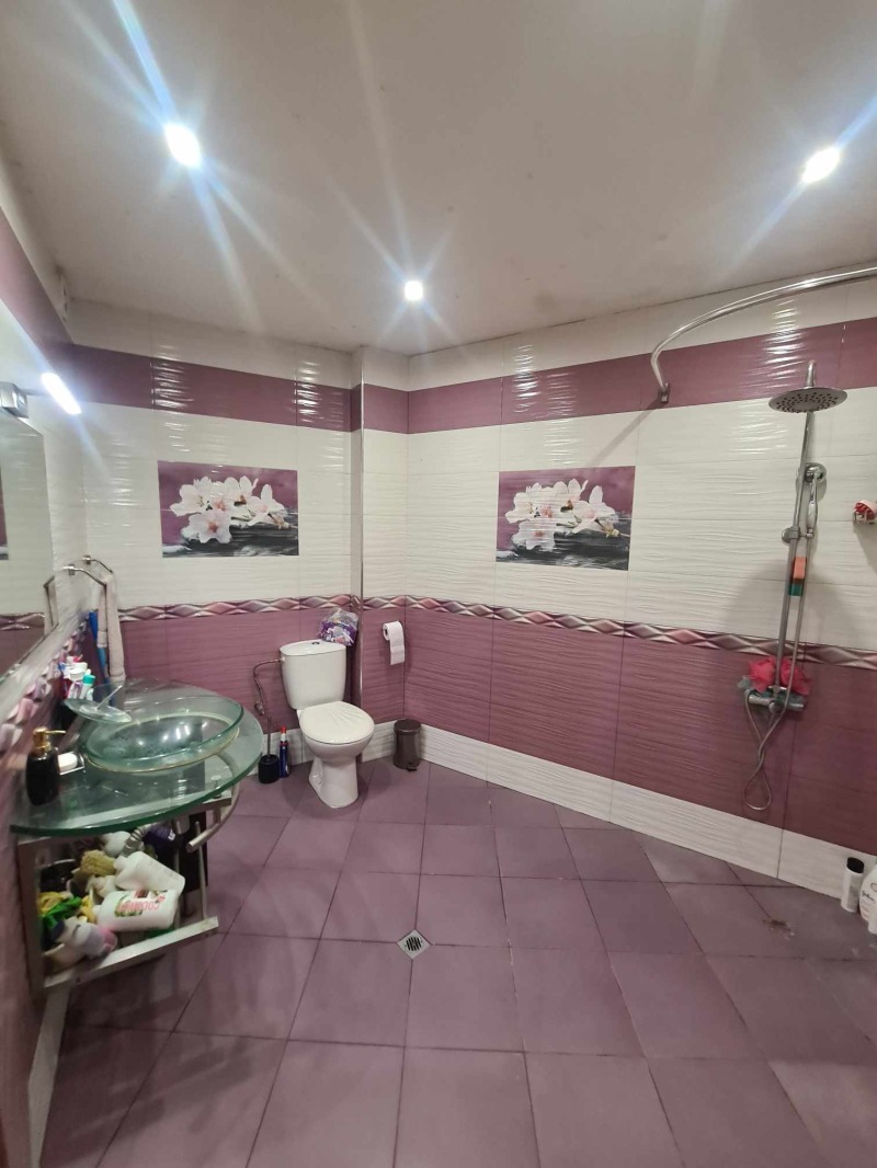 Продава 3-СТАЕН, гр. Хасково, Център, снимка 11 - Апартаменти - 53437864