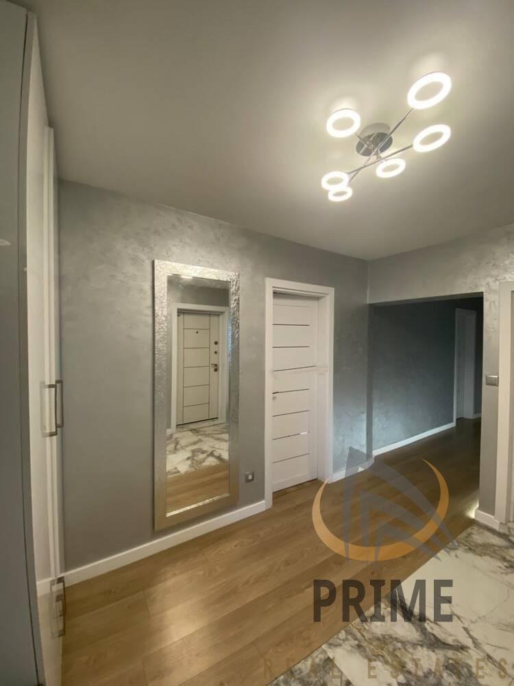 Продава МНОГОСТАЕН, гр. Бургас, Възраждане, снимка 5 - Апартаменти - 52391156