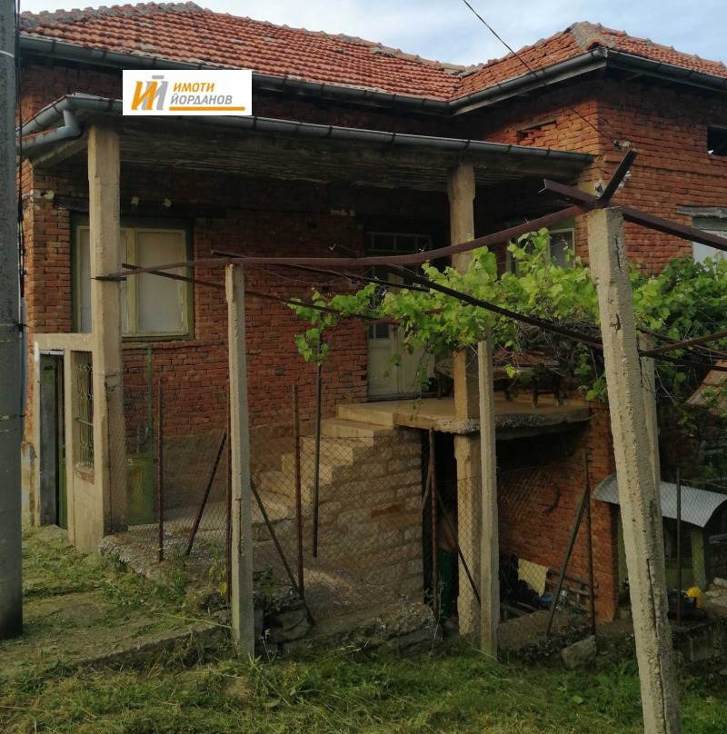Продава  Къща област Велико Търново , с. Буйновци , 120 кв.м | 28981758
