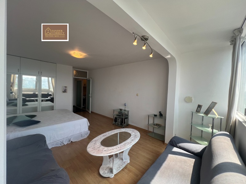 Till salu  Studio Sofia , Suhata reka , 41 kvm | 70987696 - bild [2]