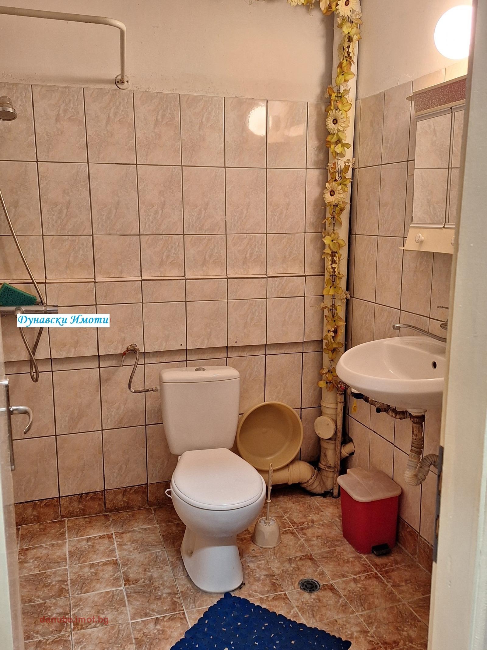 Продава 3-СТАЕН, гр. Русе, Родина 3, снимка 9 - Апартаменти - 54702171