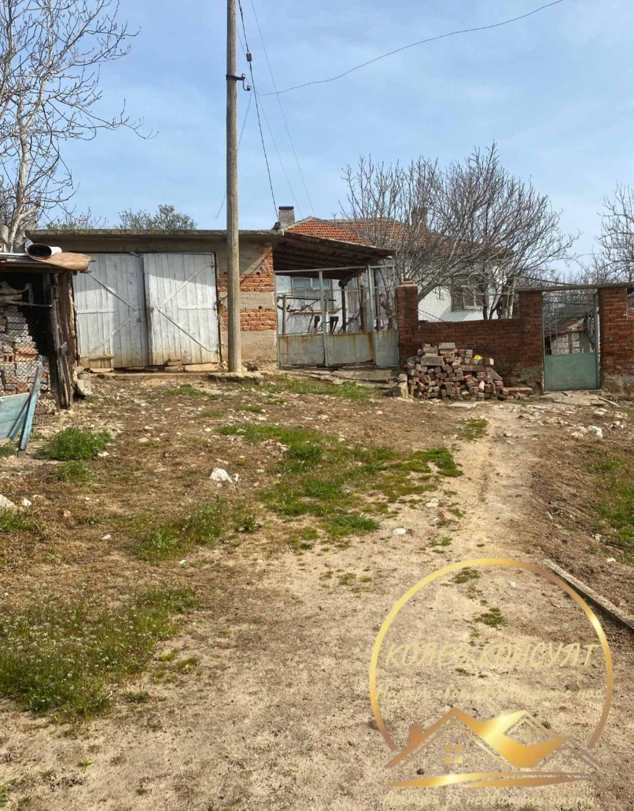 Продава КЪЩА, с. Оряхово, област Хасково