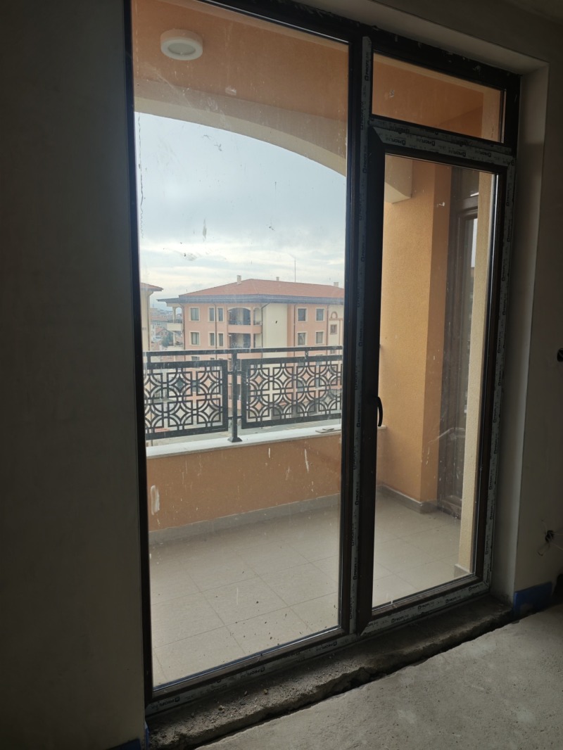 Продава 3-СТАЕН, гр. Казанлък, област Стара Загора, снимка 3 - Апартаменти - 52450309