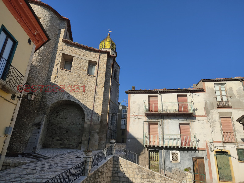 Продава КЪЩА, Извън страната, област Извън страната