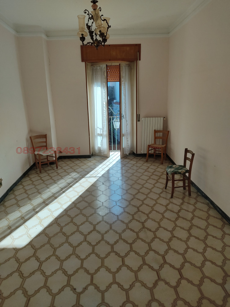 Продава КЪЩА, Извън страната, област Извън страната, снимка 11 - Къщи - 52780845