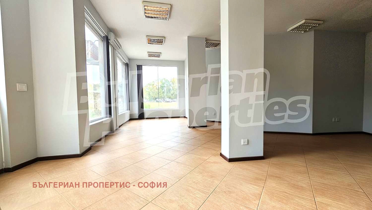 Продава МАГАЗИН, гр. София, Студентски град, снимка 2 - Магазини - 52375026