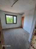 Продава КЪЩА, област Шумен, с. Златна нива • 55000 лв. • 82277905 — Holmes.bg