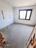 Продава КЪЩА, област Шумен, с. Златна нива • 55000 лв. • 82277905 — Holmes.bg
