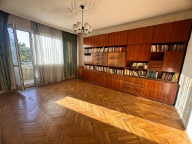 3 soverom Tsentar, Ruse