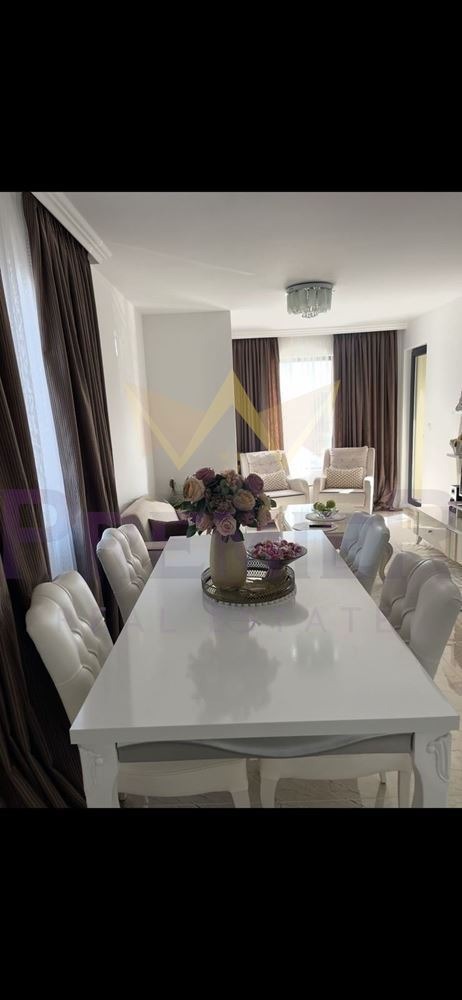 Продава 3-СТАЕН, гр. Пловдив, Остромила, снимка 2 - Апартаменти - 55582912