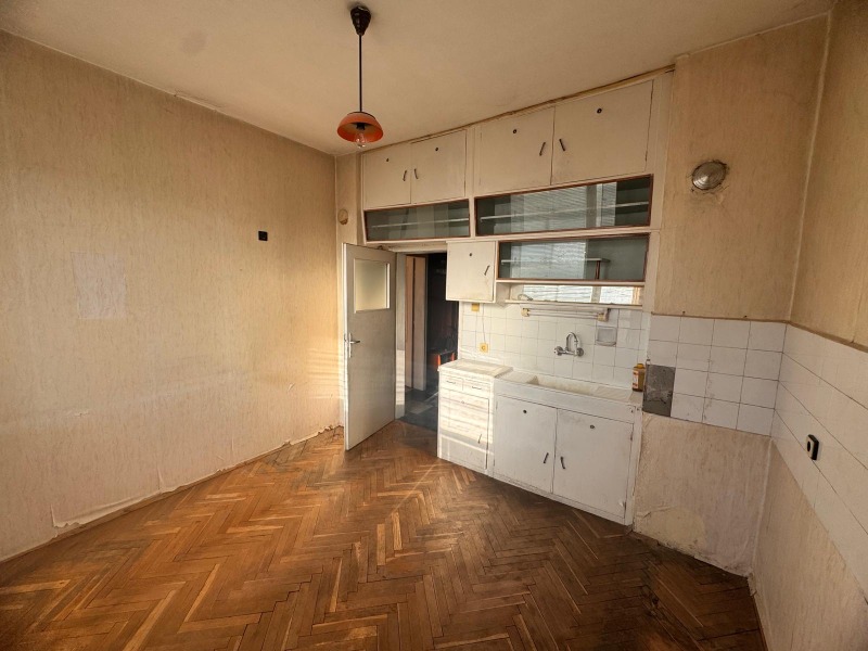 Eladó  3 hálószobás Ruse , Centar , 91 négyzetméter | 81038712 - kép [2]