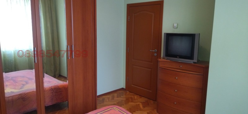 Продава МНОГОСТАЕН, гр. Разград, Център, снимка 7 - Апартаменти - 52779741