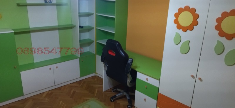 Продава МНОГОСТАЕН, гр. Разград, Център, снимка 8 - Апартаменти - 52779741