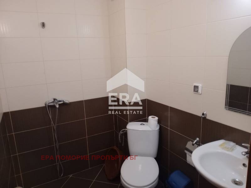 Продава МНОГОСТАЕН, гр. Поморие, област Бургас, снимка 12 - Апартаменти - 55464473